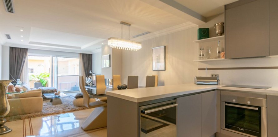 Wohnung Nueva Andalucia, Malaga, Spanien 3 Schlafzimmer, 230 m2 Nr. 109649
