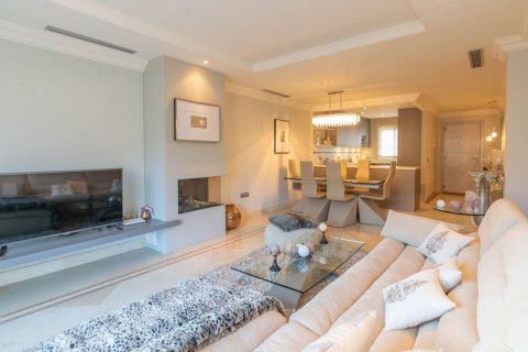 Wohnung zum Verkauf Nueva Andalucia, Malaga, Spanien 3 Schlafzimmer, 230 m2 Nr. 109649 - Foto 2