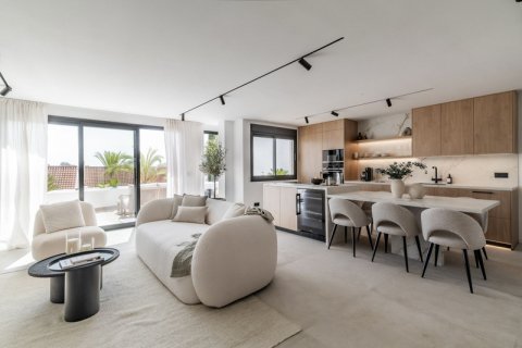 Dzīvoklis pārdošanā Nueva Andalucia, Malaga, Spānijā 3 istabas, 137 m2 Nr. 109650 - attēls 1