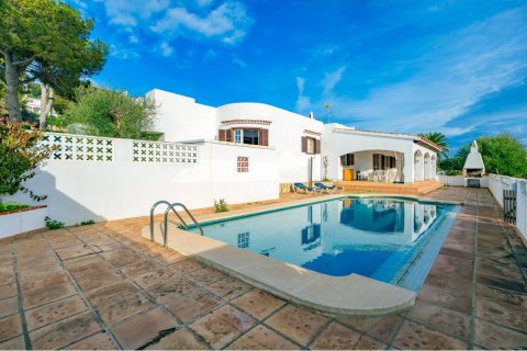 Villa à vendre San Jaime Mediterraneo, Menorca, Espagne, 4 chambres, 220 m2 No. 117708 - photo 1