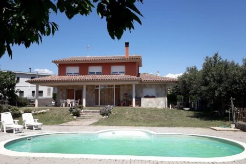 Casa in vendita Cambrils, Tarragona, Spagna 4 camere da letto, 287 mq. N° 22939 - foto 1