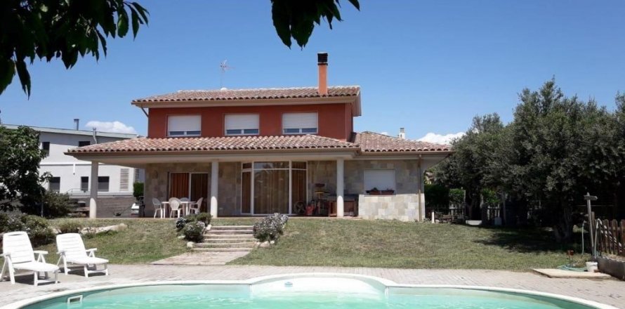 Casa Cambrils, Tarragona, Spagna 4 camere da letto, 287 mq. N° 22939
