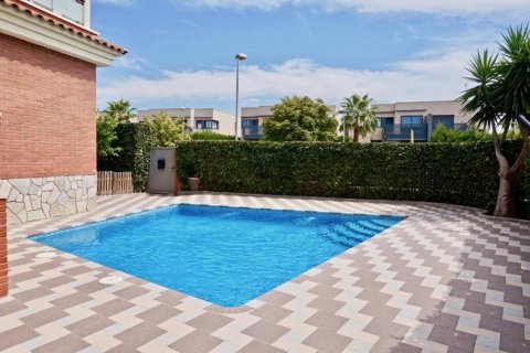 Продажа дома Камбрильс, Таррагона, Испания 2 спальни, 264м2 №22946 - фото 3