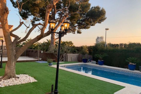 House for sale Cambrils, Tarragona, Spain 5 bedrooms, 347 sq.m. No. 22960 - photo 18