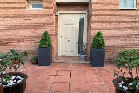 House for sale Cambrils, Tarragona, Spain 5 bedrooms, 347 sq.m. No. 22960 - photo 17