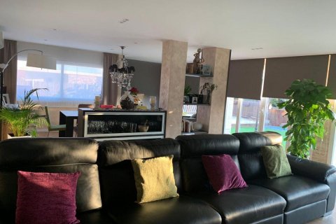 House for sale Cambrils, Tarragona, Spain 5 bedrooms, 347 sq.m. No. 22960 - photo 4