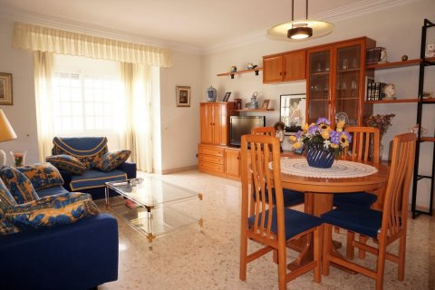 Hus till salu Calafell, Tarragona, Spanien 3 sovrum, 248 kvm. Nr. 21563 - foto 8