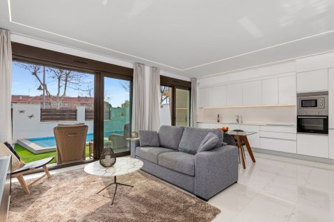 Villa for sale Pilar de la Horadada, Alicante, Spain 3 bedrooms, 100 sq.m. No. 116154 - photo 3