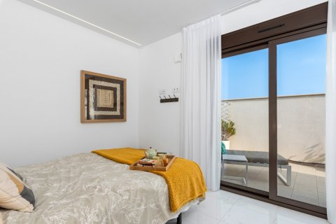 Villa for sale Pilar de la Horadada, Alicante, Spain 3 bedrooms, 100 sq.m. No. 116154 - photo 19