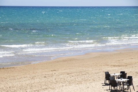 Huoneisto myytävänä Guardamar del Segura, Alicante, Espanja, 2 makuuhuonetta, 95 m2 No. 114679 - kuva 15