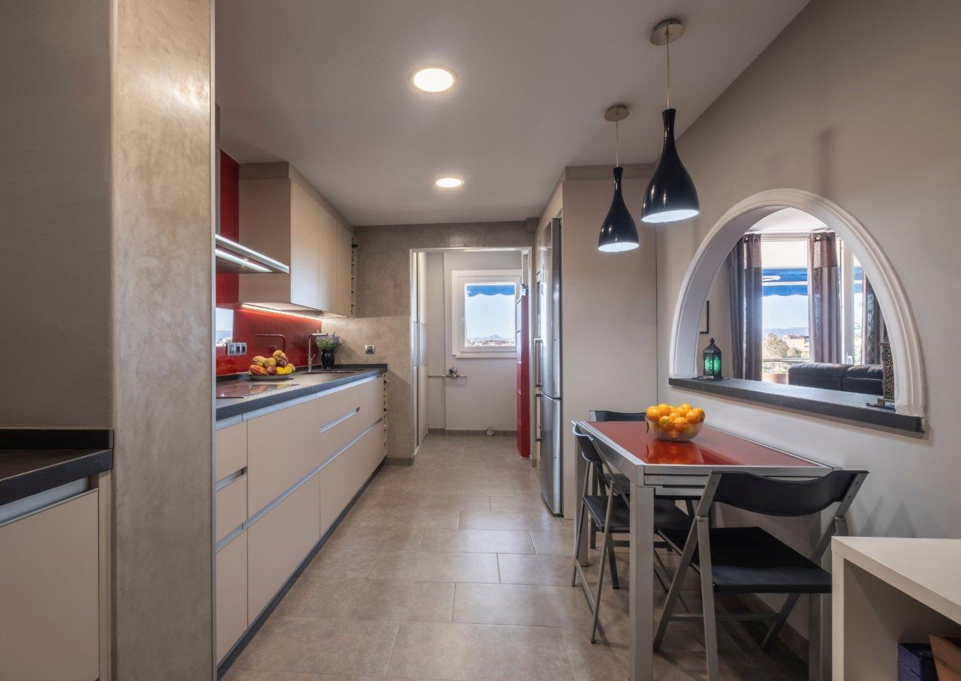 Apartament w Salou, Tarragona, Hiszpania 4 sypialnie, 158 mkw. nr 21950