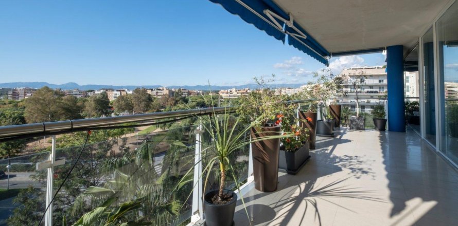 Appartamento Salou, Tarragona, Spagna 4 camere da letto, 158 mq. N° 21950