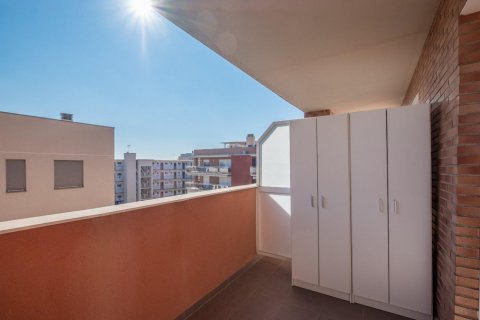 Apartamento en venta Salou, Tarragona, España 4 dormitorios, 141 m2 No. 21943 - foto 9