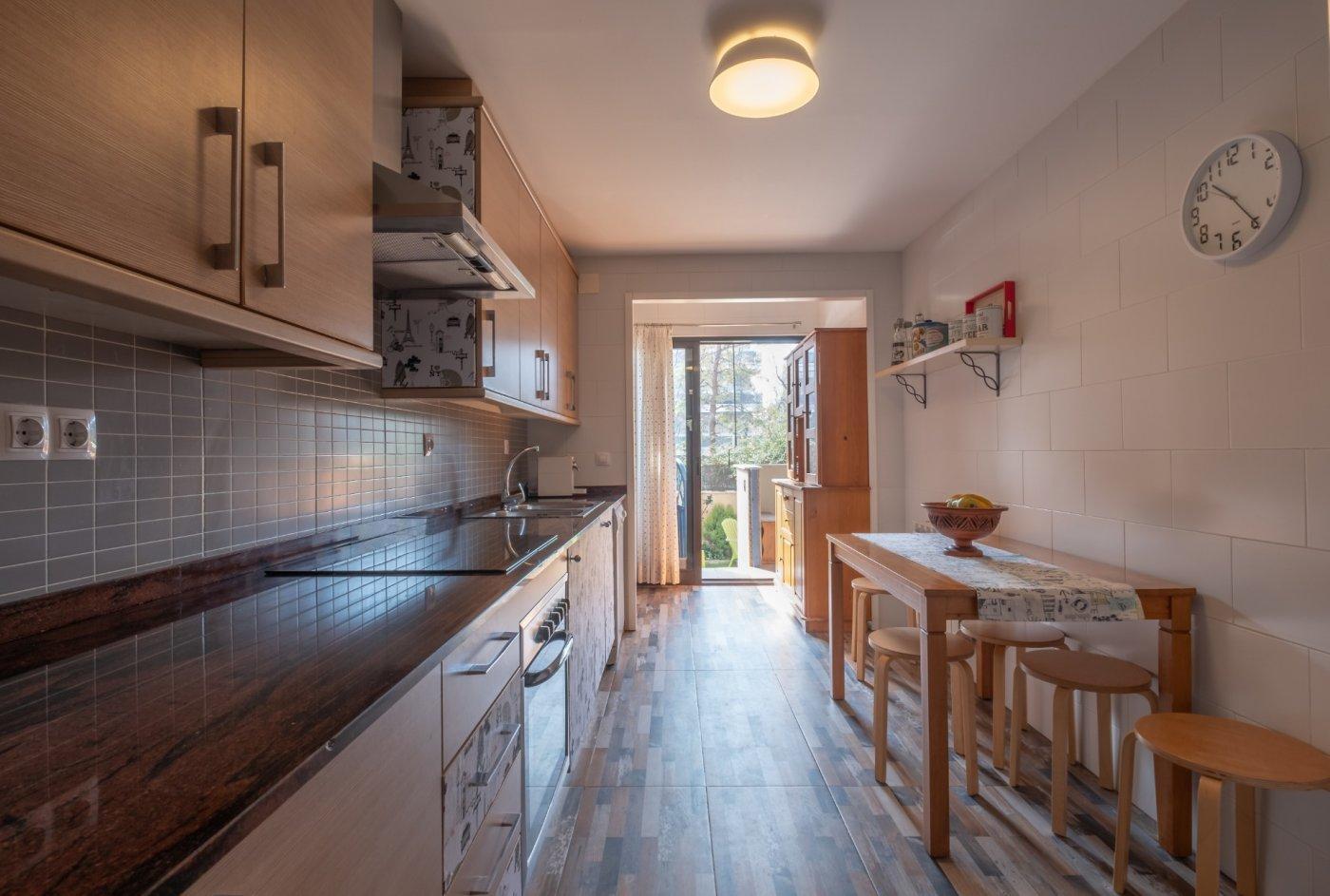 Apartment in Salou, Tarragona, Spain 4 bedrooms, 140 sq.m. No. 21890