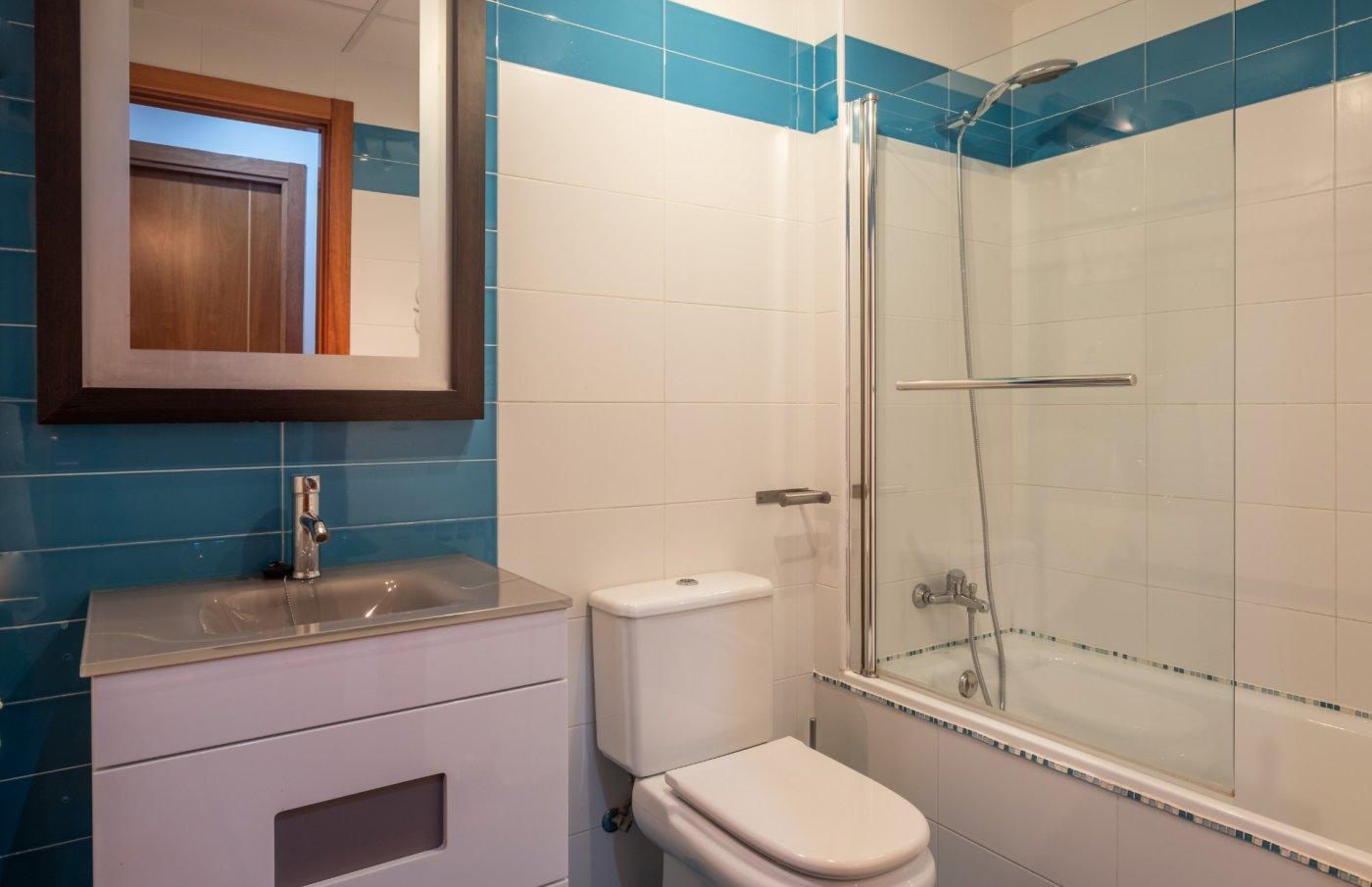 Apartment in Salou, Tarragona, Spain 4 bedrooms, 140 sq.m. No. 21890