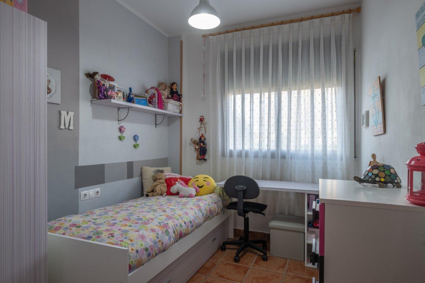 Apartment in Salou, Tarragona, Spain 4 bedrooms, 140 sq.m. No. 21890