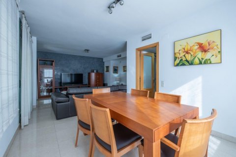Продажа квартиры Салоу, Таррагона, Испания 4 спальни, 134м2 №21889 - фото 6