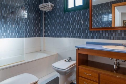 Продажа квартиры Салоу, Таррагона, Испания 4 спальни, 134м2 №21889 - фото 15
