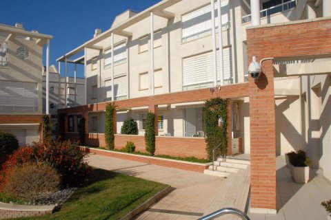 Apartment for sale El Vendrell, Tarragona, Spain 3 bedrooms, 99 sq.m. No. 21778 - photo 3
