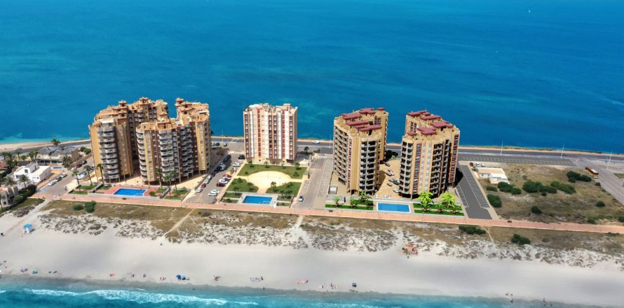 Apartamento La Manga del Mar Menor, Murcia, España 3 dormitorios, 130 m2 No. 110283