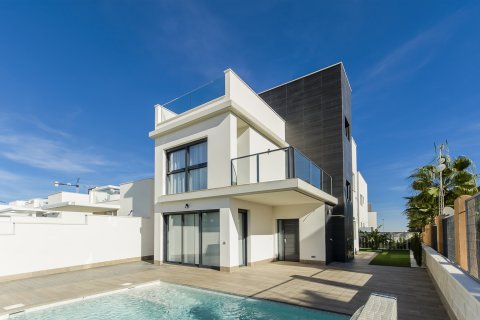 Huvila myytävänä San Miguel de Salinas, Alicante, Espanja, 4 makuuhuonetta, 144 m2 No. 110289 - kuva 2