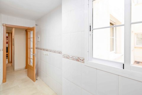 Huoneisto myytävänä Benalmadena, Malaga, Espanja, 1 makuuhuone, 66 m2 No. 108229 - kuva 12
