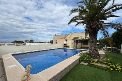 Продажа виллы Торревьеха, Аликанте, Испания 2 спальни, 175м2 №117232 - фото 3