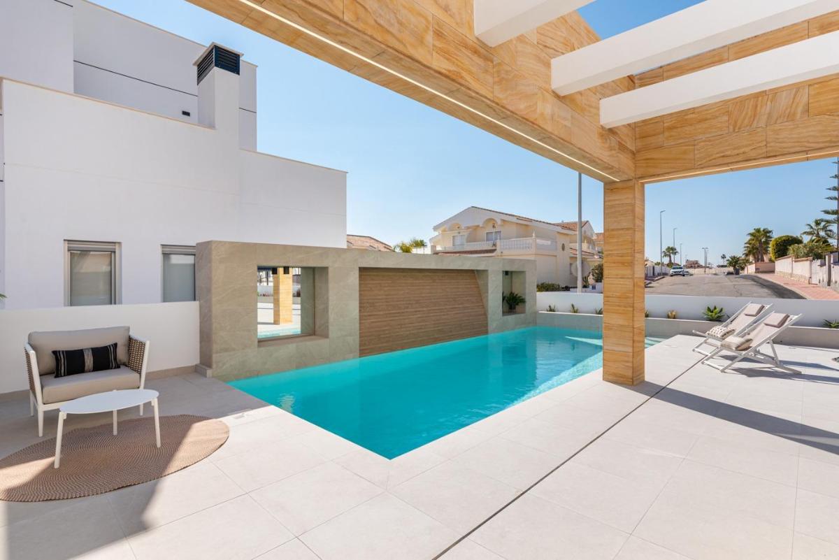 Willa w Ciudad Quesada, Alicante, Hiszpania 4 sypialnie, 396 mkw. nr 95927