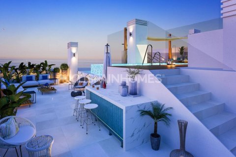 Apartamento en venta Estepona, Málaga, España 2 dormitorios, 78 m2 No. 48538 - foto 1