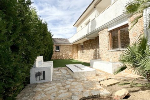 Villa en venta La Zenia, Alicante, España 7 dormitorios, 350 m2 No. 114553 - foto 27