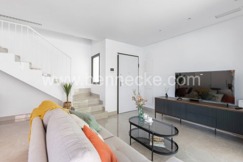 Villa for sale in La Marina, Alicante, Spain 3 bedrooms, 168 sq.m. No. 104146 - photo 10