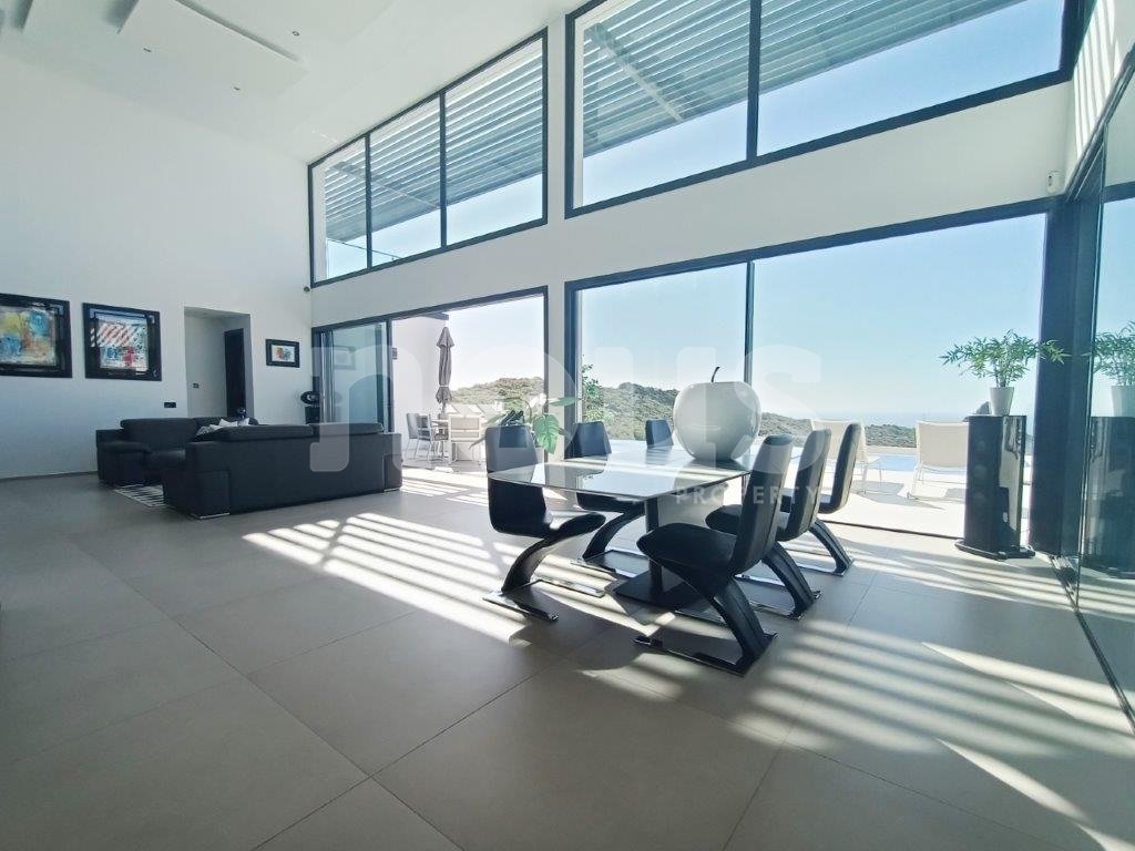 Villa a Torviscas, Tenerife, Spagna 4 camere da letto, 472 mq. N° 103033