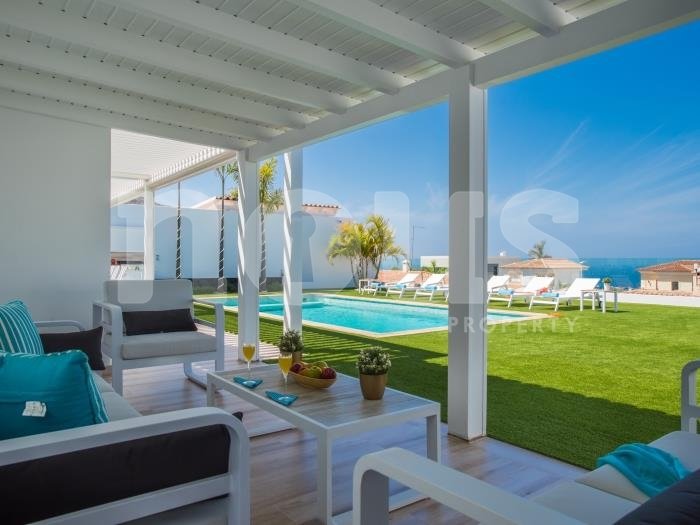 Huvila Adeje, Tenerife, Espanja 6 makuuhuonetta, 270 m2 No. 103032
