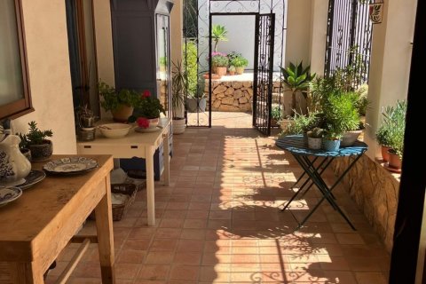 Villa for sale Albir, Alicante, Spain 4 bedrooms, 440 sq.m. No. 117119 - photo 20