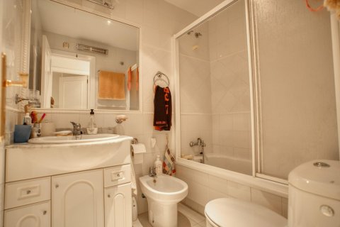 Apartment for sale Guardamar del Segura, Alicante, Spain 2 bedrooms, 71 sq.m. No. 117115 - photo 13