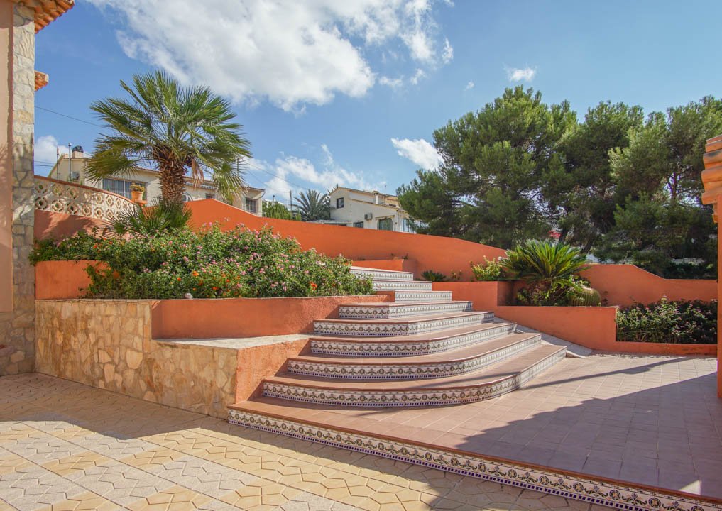 Villa i Calpe, Alicante, Spanien 5 sovrum, 345 kvm. Nr. 84272