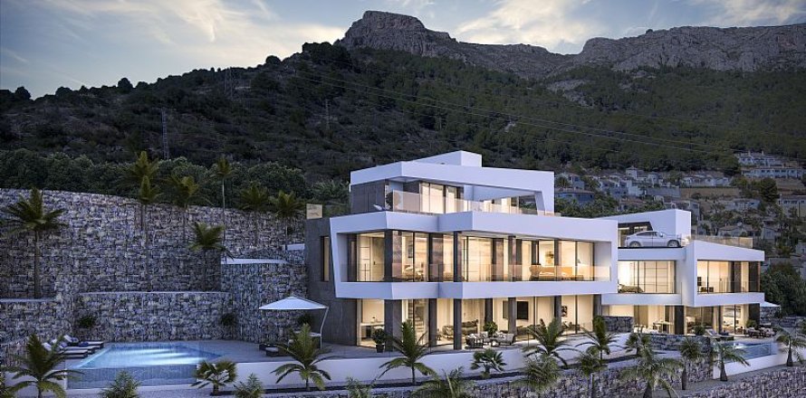 Villa a Calpe, Alicante, Spagna 4 camere da letto, 410 mq. N° 110736