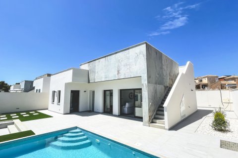 Huvila myytävänä Pinar De Campoverde, Alicante, Espanja, 2 makuuhuonetta, 108 m2 No. 110715 - kuva 1
