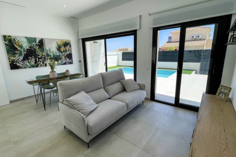 Huvila myytävänä Pinar De Campoverde, Alicante, Espanja, 2 makuuhuonetta, 108 m2 No. 110715 - kuva 5