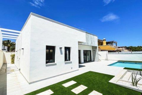 Huvila myytävänä Pinar De Campoverde, Alicante, Espanja, 2 makuuhuonetta, 108 m2 No. 110715 - kuva 2