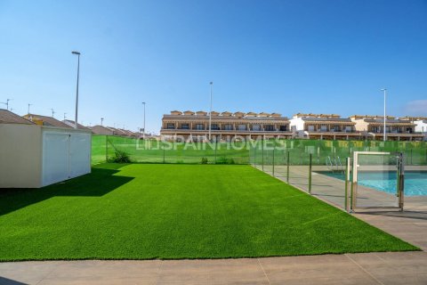 Apartamento en venta en San Pedro del Pinatar, Murcia, España 3 dormitorios, 105 m2 No. 117838 - foto 11