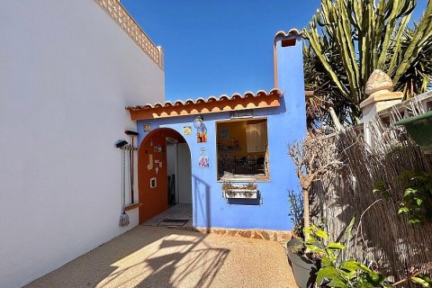 Huvila myytävänä Playa Flamenca II, Alicante, Espanja, 4 makuuhuonetta, 120 m2 No. 111155 - kuva 8