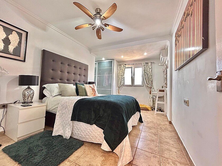 Villa i Playa Flamenca II, Alicante, Spanien 4 sovrum, 120 kvm. Nr. 111155