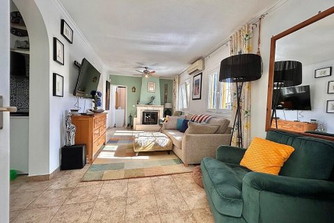Huvila myytävänä Playa Flamenca II, Alicante, Espanja, 4 makuuhuonetta, 120 m2 No. 111155 - kuva 10