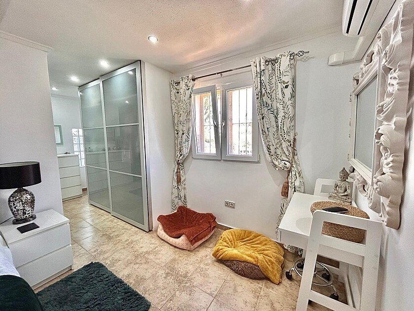 Villa i Playa Flamenca II, Alicante, Spanien 4 sovrum, 120 kvm. Nr. 111155