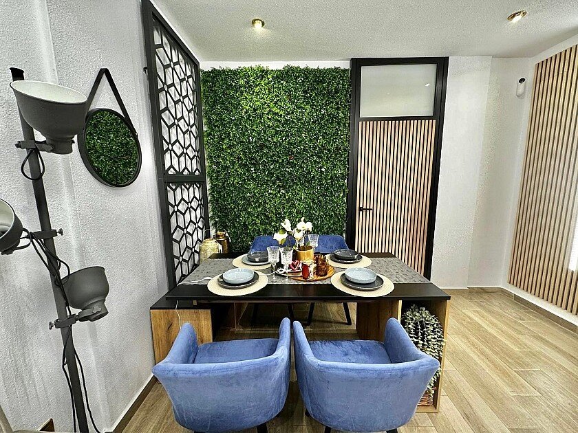 Apartment in Torrevieja, Alicante, Spain 2 bedrooms, 80 sq.m. No. 111152