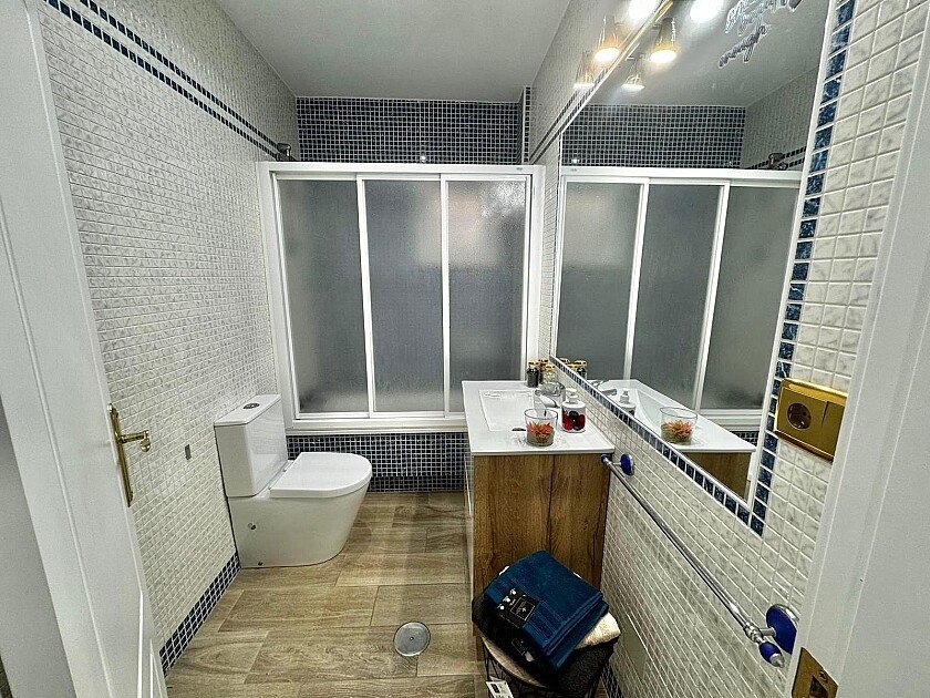 Apartment in Torrevieja, Alicante, Spain 2 bedrooms, 80 sq.m. No. 111152