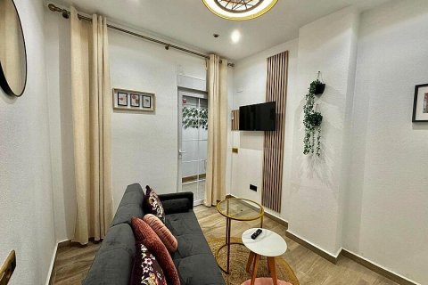 Apartment for sale Torrevieja, Alicante, Spain 2 bedrooms, 80 sq.m. No. 111152 - photo 19