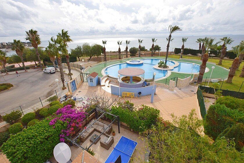Townhouse in Cabo Roig, Alicante, Spain 4 bedrooms, 357 sq.m. No. 111157