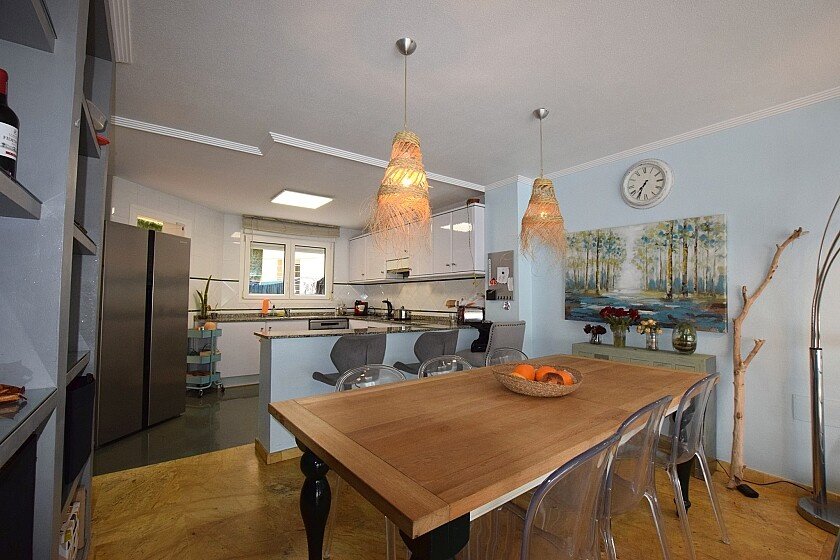 Townhouse in Cabo Roig, Alicante, Spain 4 bedrooms, 357 sq.m. No. 111157